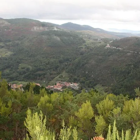 Casa De - Turismo Rural Geres Holiday home