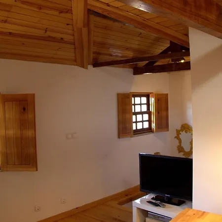 Casa De - Turismo Rural Geres * Sistelo